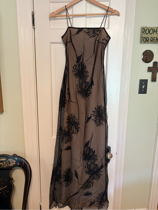 Laundry By Shelli Segal Dresses & Skirts - Laundry By Shelli Segal Black Sheer Floral Maxi Dress